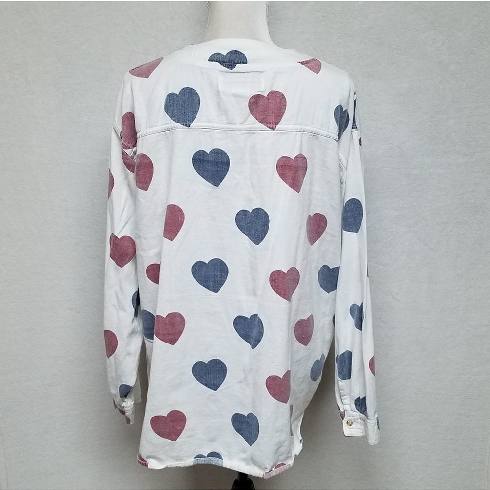 Vintage 80s Carolina Colours 11 White Blue Red Heart Denim V-neck Button Up Top - Picture 9 of 13
